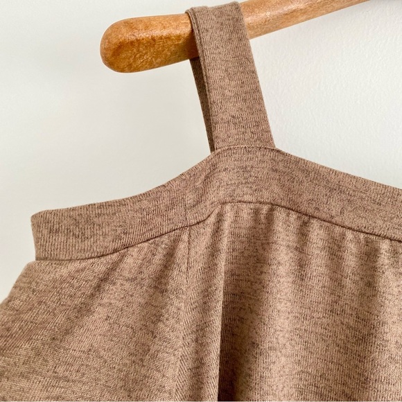 Cozy Fall Cold Shoulder Long Sleeve Top Size XL - Picture 4 of 4